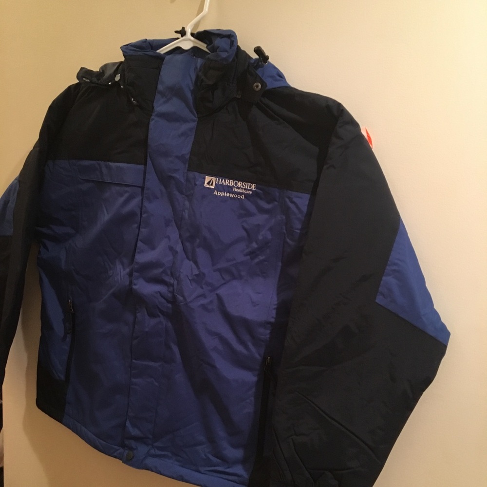 Winter jacket - Picture 1 of 4